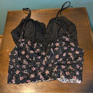2 Victoria's Secret Bralettes size Large